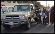بالصور| مدرسة تحفيظ القران بـ #جبة تقيم اسبوع المرور الخليجي الموحد