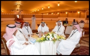 اللجنة المنظمة لمهرجان الصحراء الدولي تناقش آلية تطوير المهرجان مع شركائها